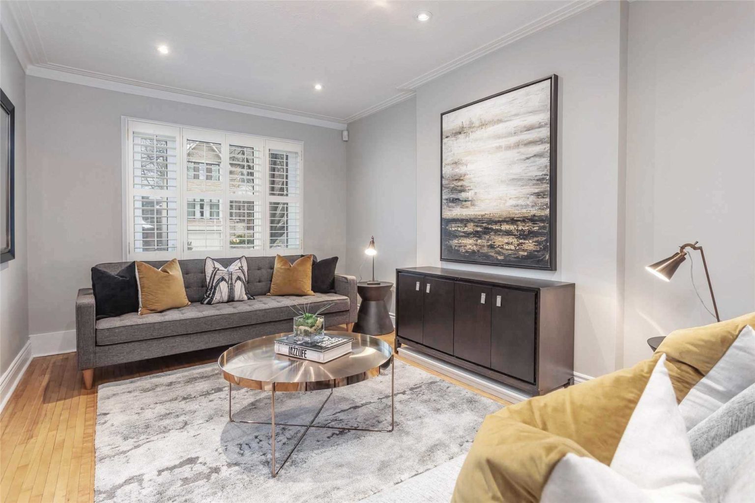 Careers in Home Staging Last Detail